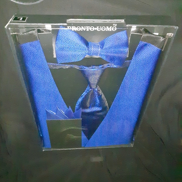 Boxed Gift set Pronto Uomo Vest, Tie, Bowtie, Faux Pocket Hankie Set - Picture 3 of 16